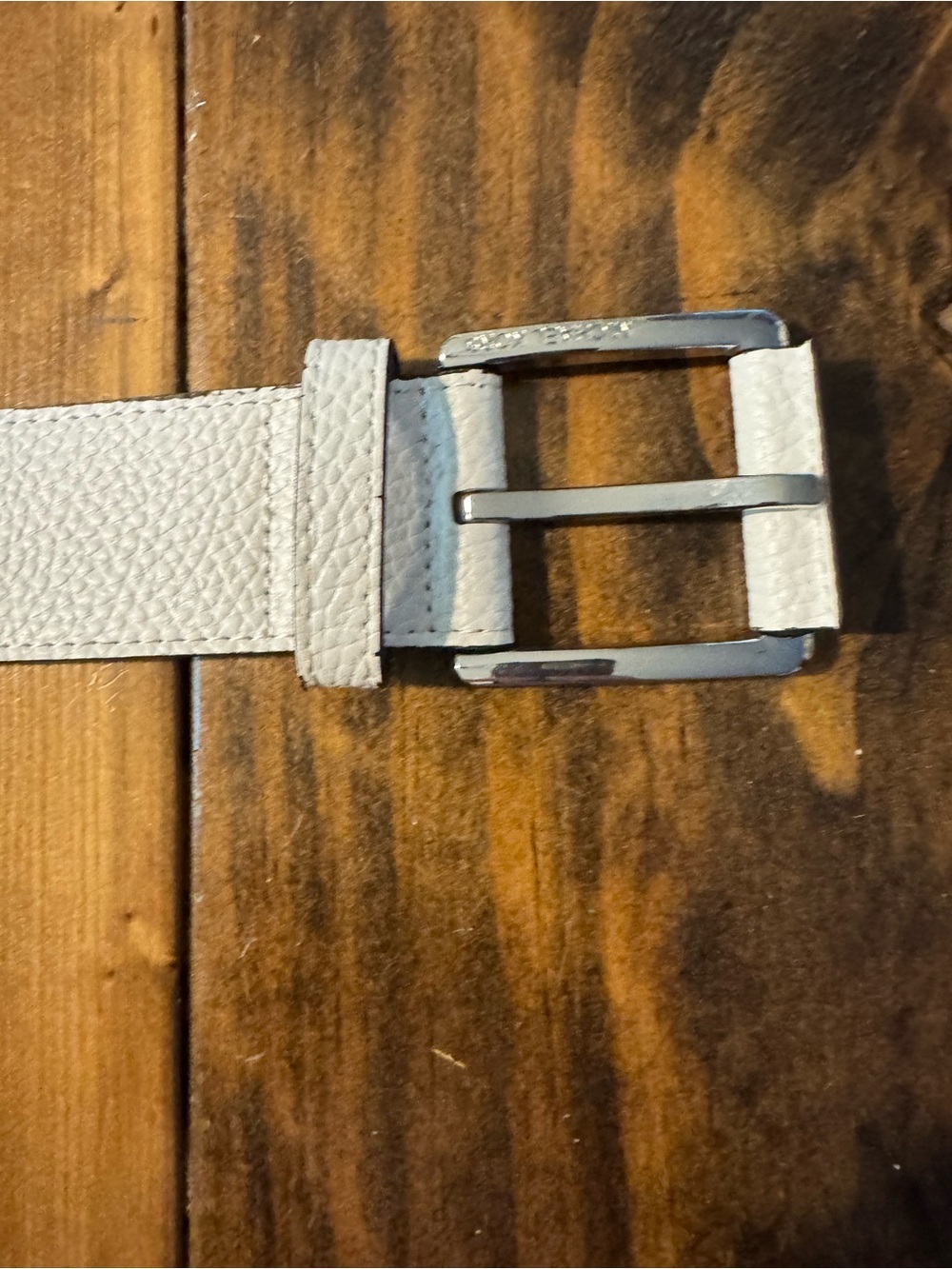 Michael Kors White Genuine Leather Belt with Silver Large Rings. Size Medium - Picture 3 of 8